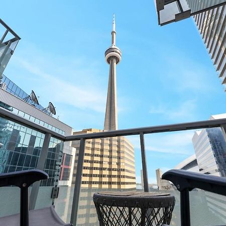 Dt 1Br With Rogers Centre And Cn Tower View And Parking Villa Toronto Exterior photo