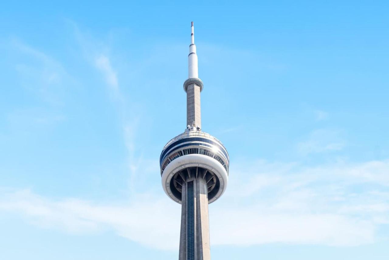 Dt 1Br With Rogers Centre And Cn Tower View And Parking Villa Toronto Exterior photo